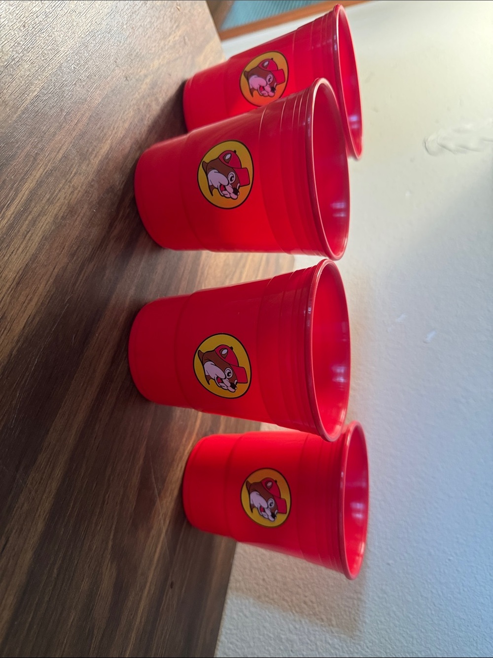 Buc-ee's Red Hard Plastic Reusable Cups with Beaver Logo - Set 4 solo cups 20 oz
